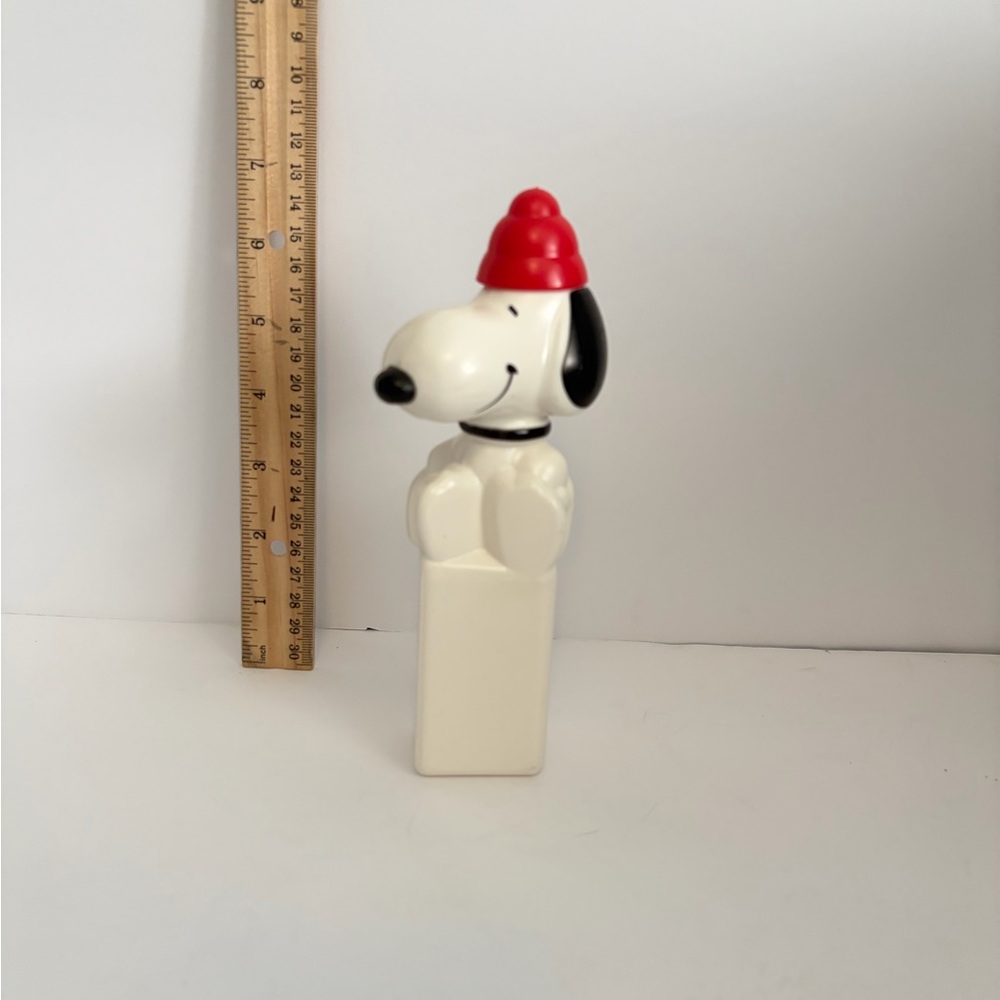Snoopy ice pusher replacement part for the classic Snoopy Sno-Cone Machine